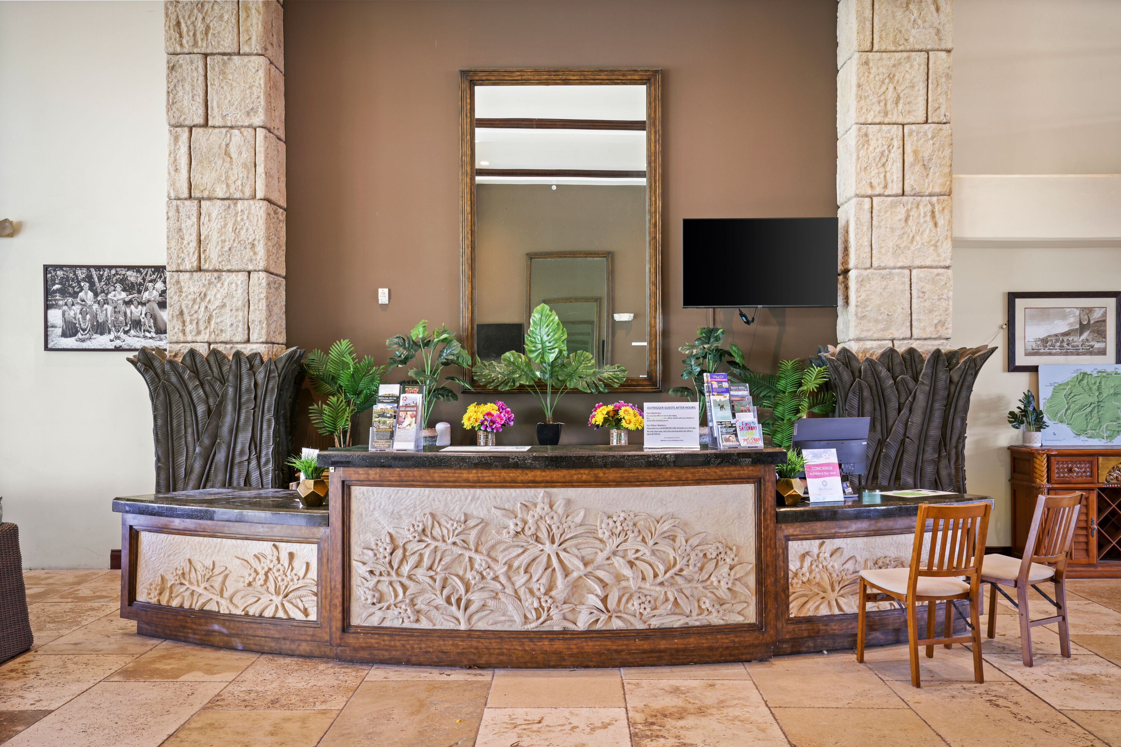 concierge desk