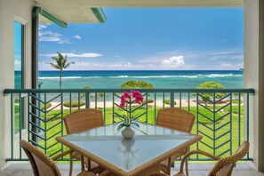 Royal Condo, 2 Bedrooms, Oceanfront (3 Bath) | Balcony