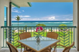Royal Condo, 2 Bedrooms, Oceanfront (3 Bath) | Balcony