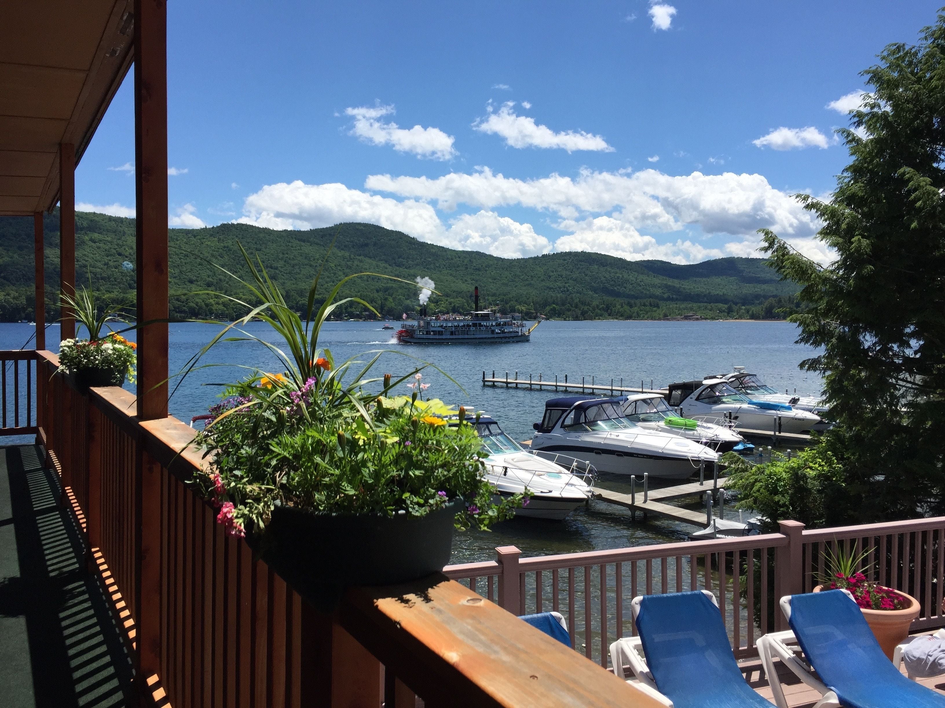 Photo - Lake Crest Inn