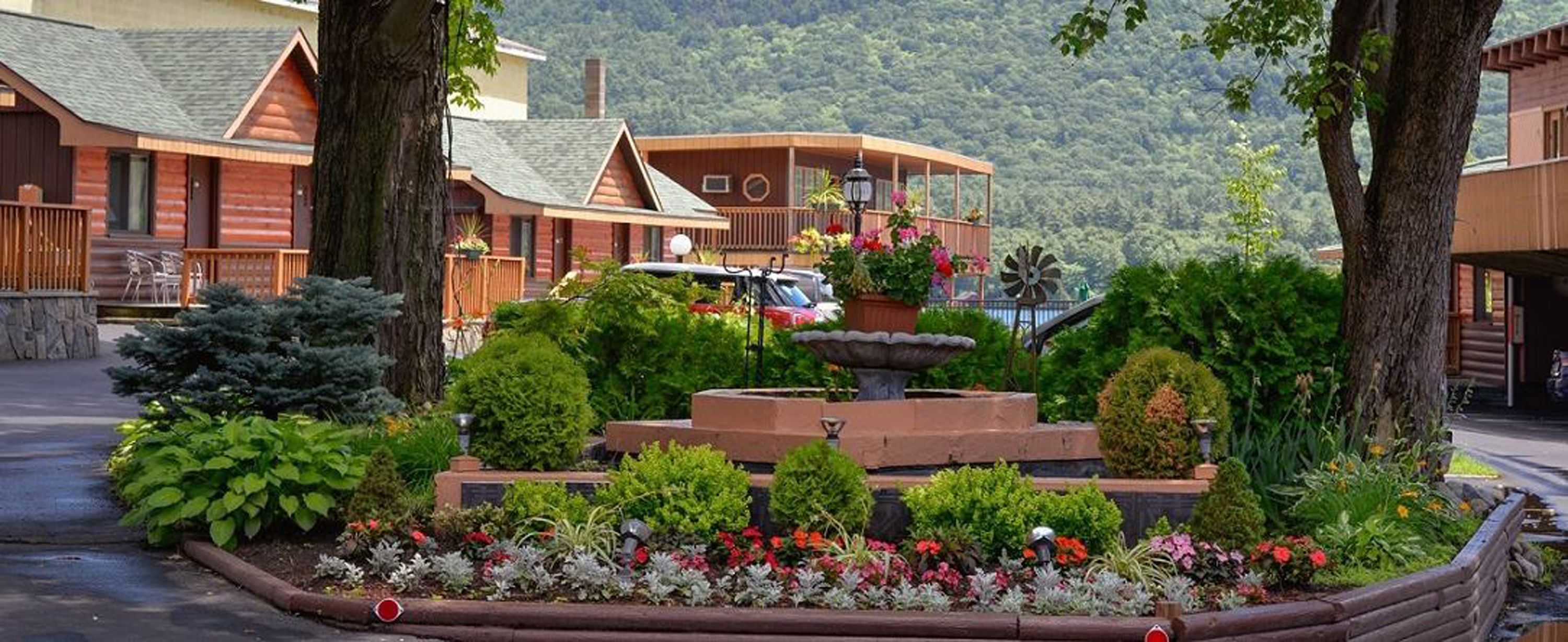 Photo - Lake Crest Inn