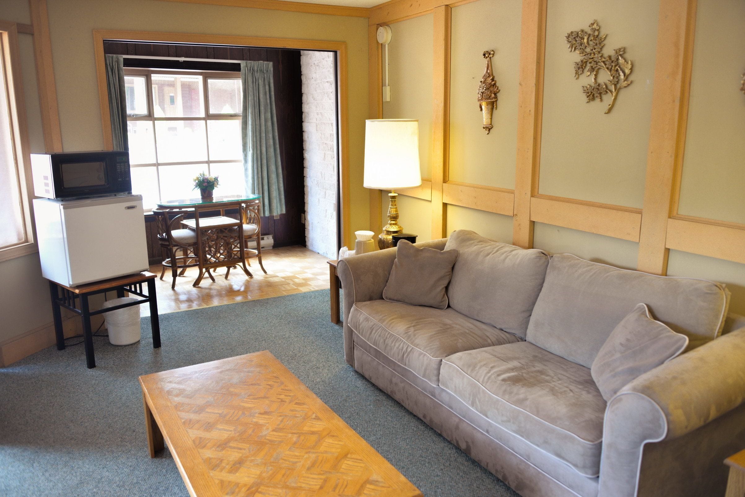 Photo - Lake Crest Inn