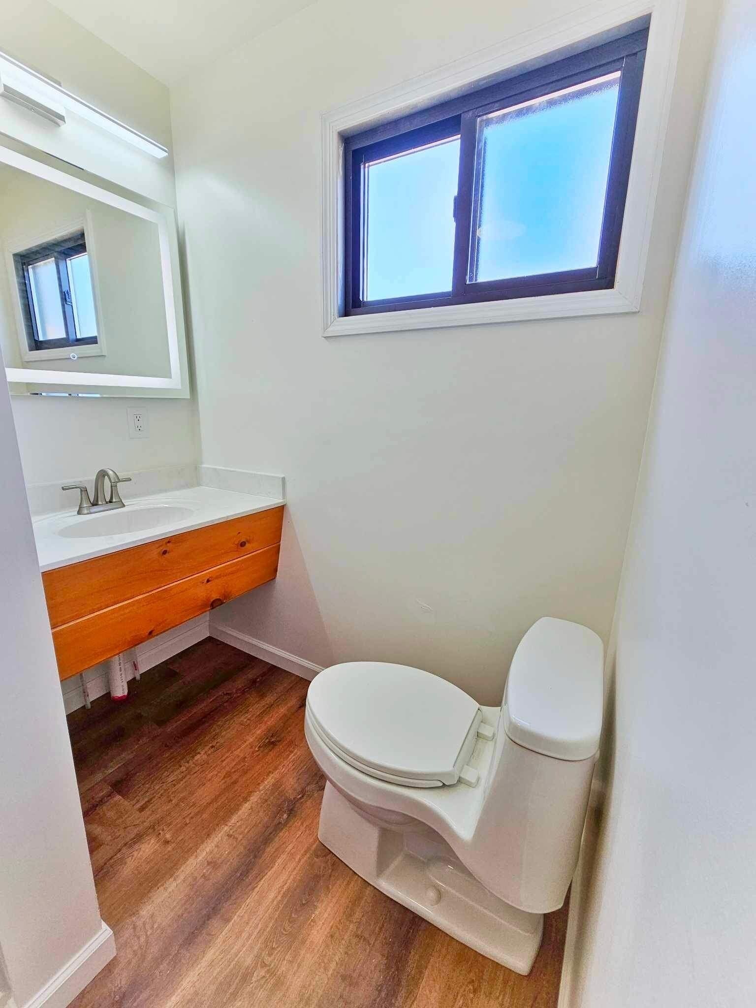 Photo - Lake Crest Inn