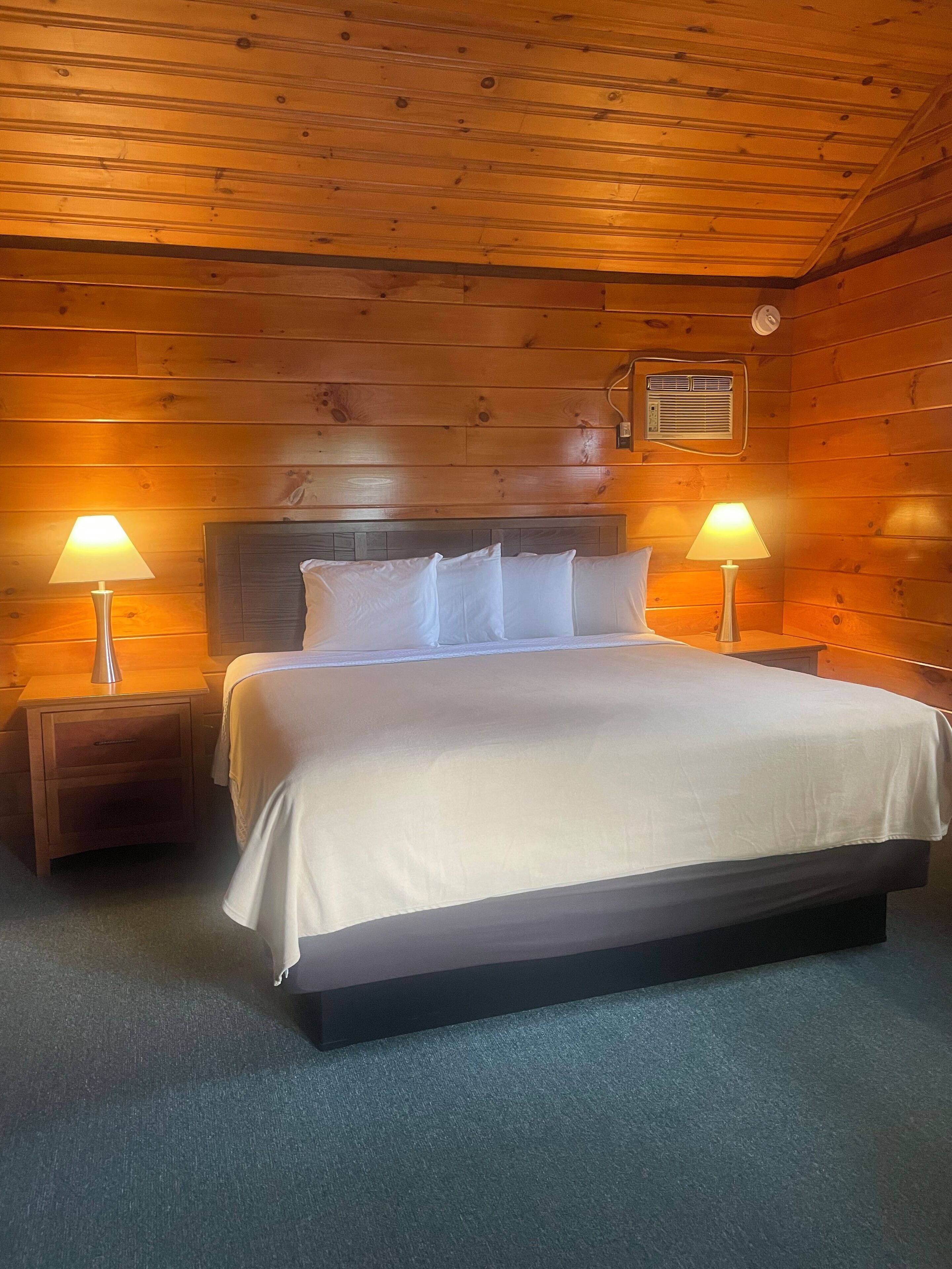 Photo - Lake Crest Inn