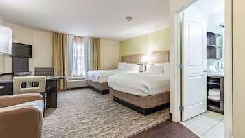 Sengetøy av topp kvalitet, memory foam-senger og safe på rommet