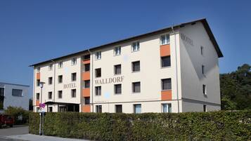 Overnatningsstedets facade