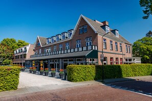 Exterior - Bastion Hotel Apeldoorn Het Loo (Apeldoorn)
