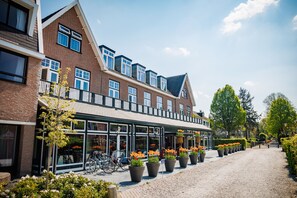 Exterior - Bastion Hotel Apeldoorn Het Loo (Apeldoorn)