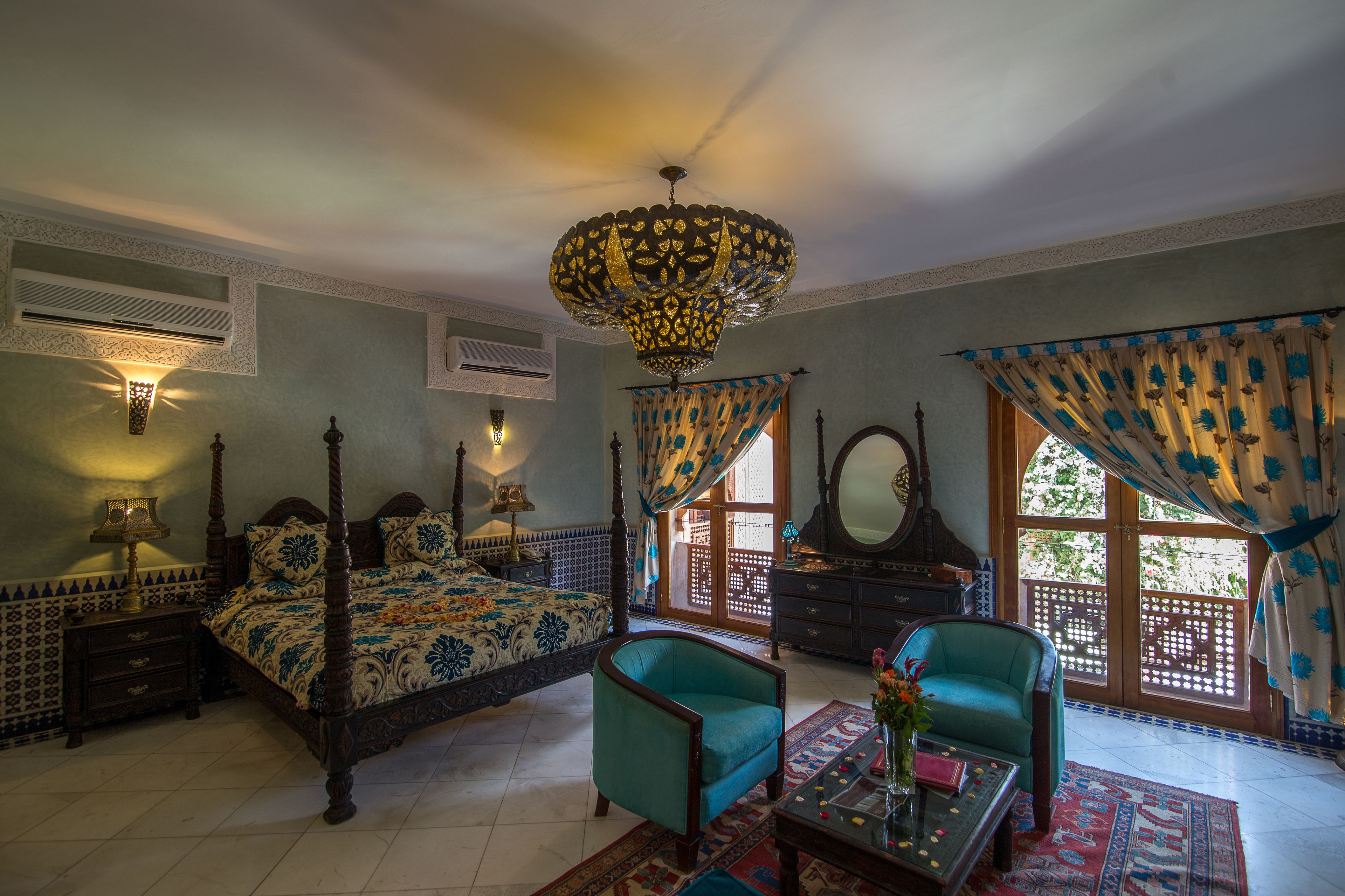 Suite, Terrace | Minibar, in-room safe, free WiFi, bed sheets