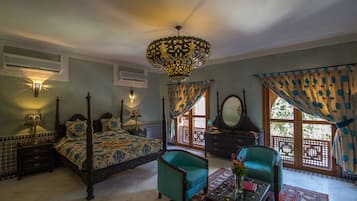 Suite, Terrace | Minibar, in-room safe, free WiFi, bed sheets