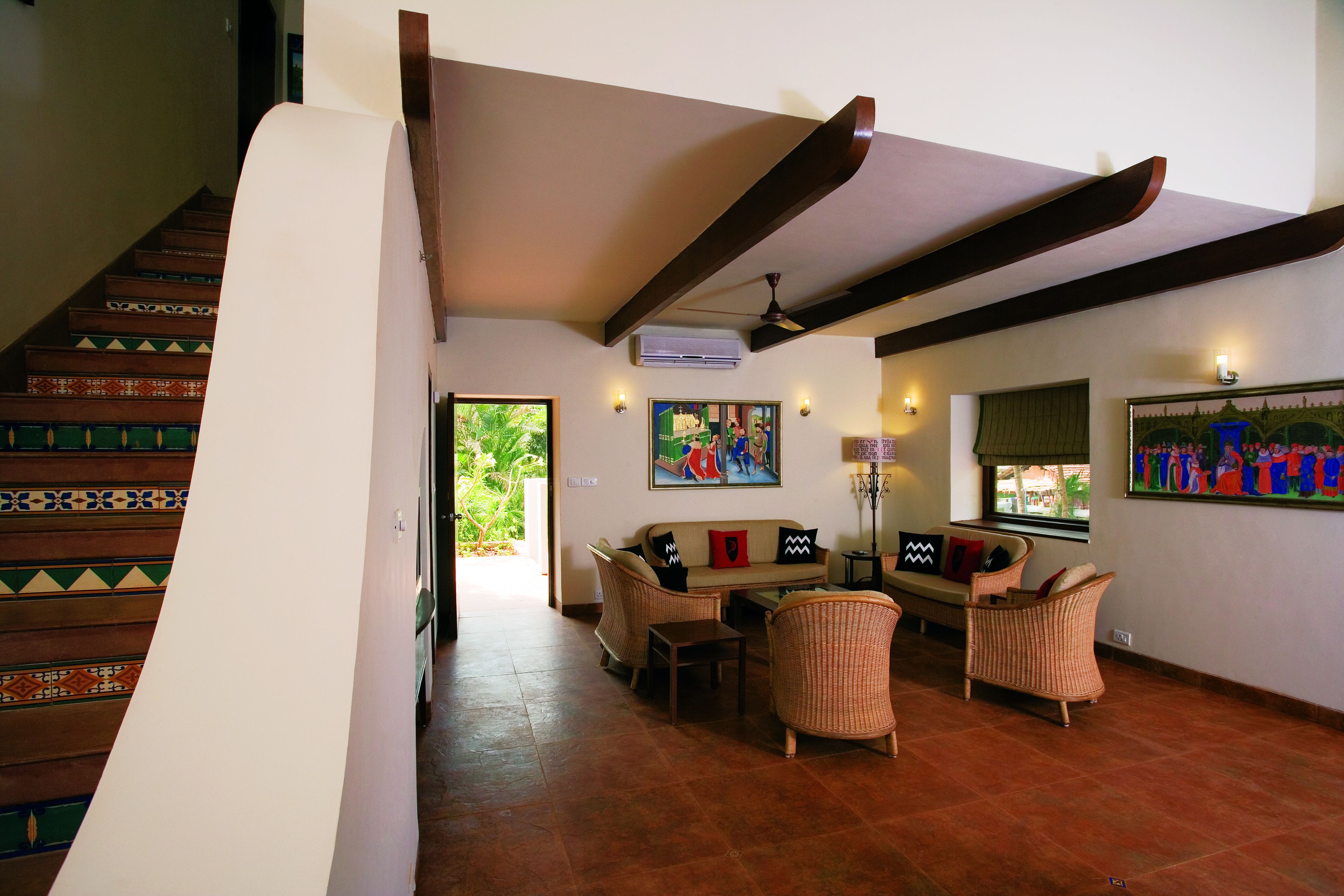 32-inch led tv with satellite channels, tv