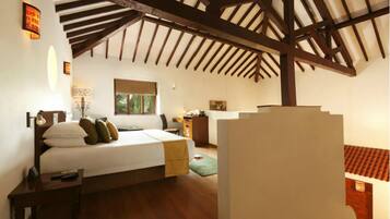 Premium bedding, in-room safe, iron/ironing board, rollaway beds