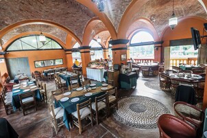 Se sirven desayunos, almuerzos y cenas