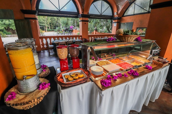 Daily cooked-to-order breakfast for a fee