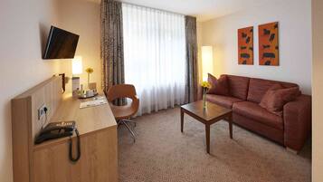 Superior-Doppelzimmer | Zimmersafe, Schreibtisch, Verdunkelungsvorhänge, Bügeleisen/Bügelbrett