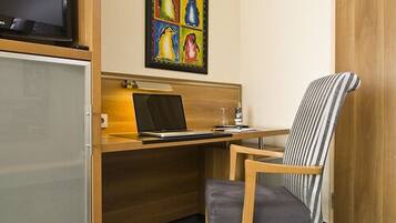 In-room business centre