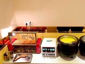 Daily buffet breakfast (CNY 20 per person) - GreenTree Inn Guangdong Shenzhen Dongmen Business Hotel (Shenzhen)