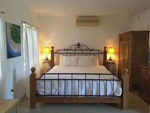 Cottage, 1 chambre | Literie de qualité supérieure, coffres-forts dans les chambres