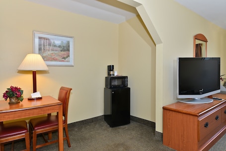 Room amenity. Days Inn by Wyndham Abbeville