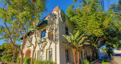 Santa Paula Inn