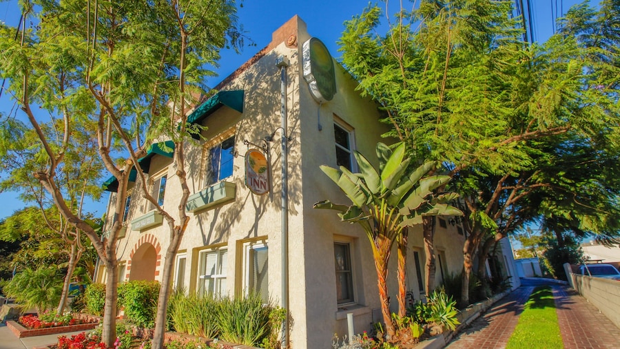 Santa Paula Inn