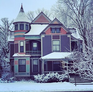 واجهة المنشأة