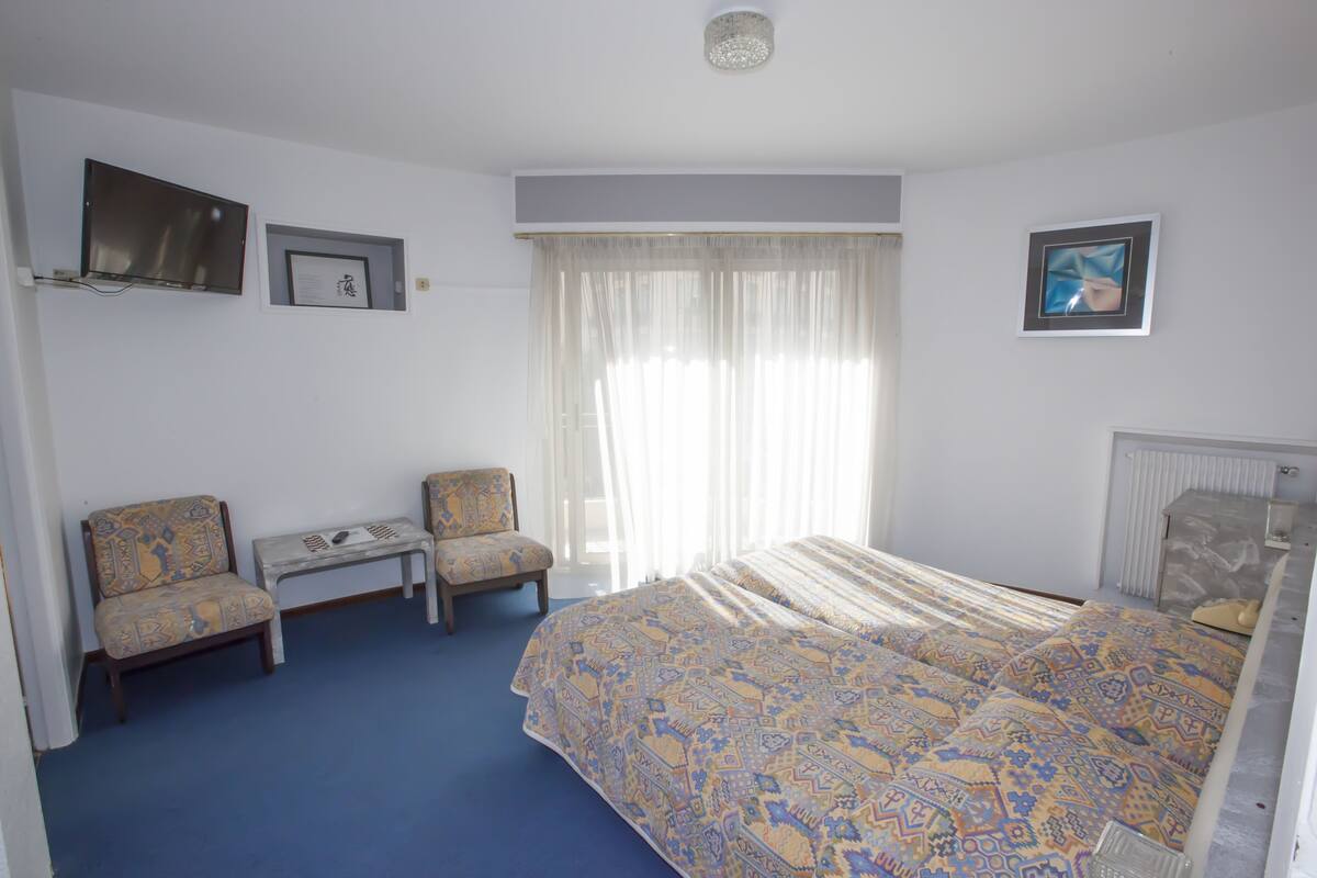 Twin Room, 3 Single Beds, Ensuite