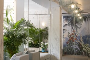 Reception - Hotel Chambord (Menton)