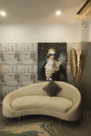 Reception - Hotel América (Porto)
