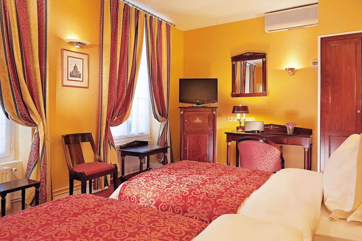 Deluxe-Doppel- oder -Zweibettzimmer