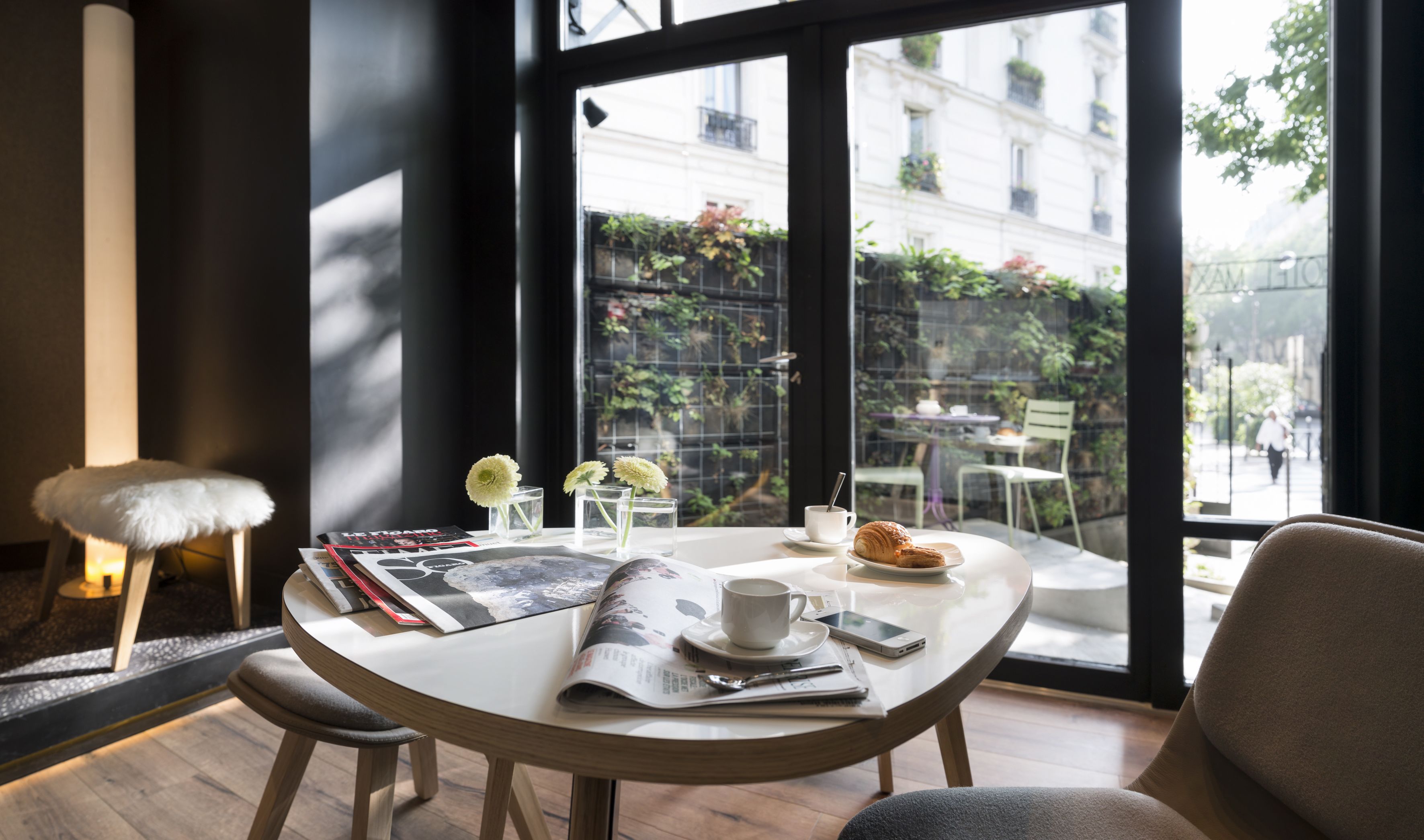 70-cm led tv with satellite channels, tv