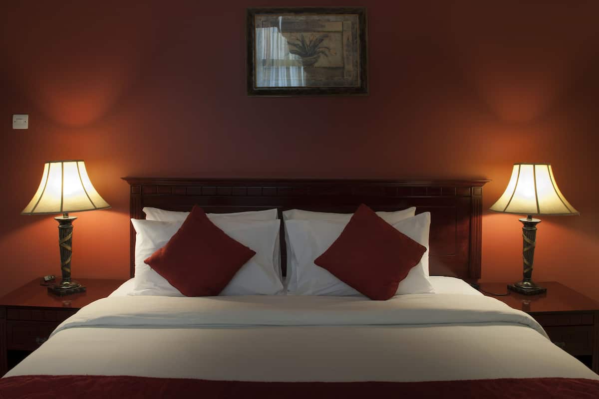 Studio | Select Comfort beds, minibar, in-room safe, desk