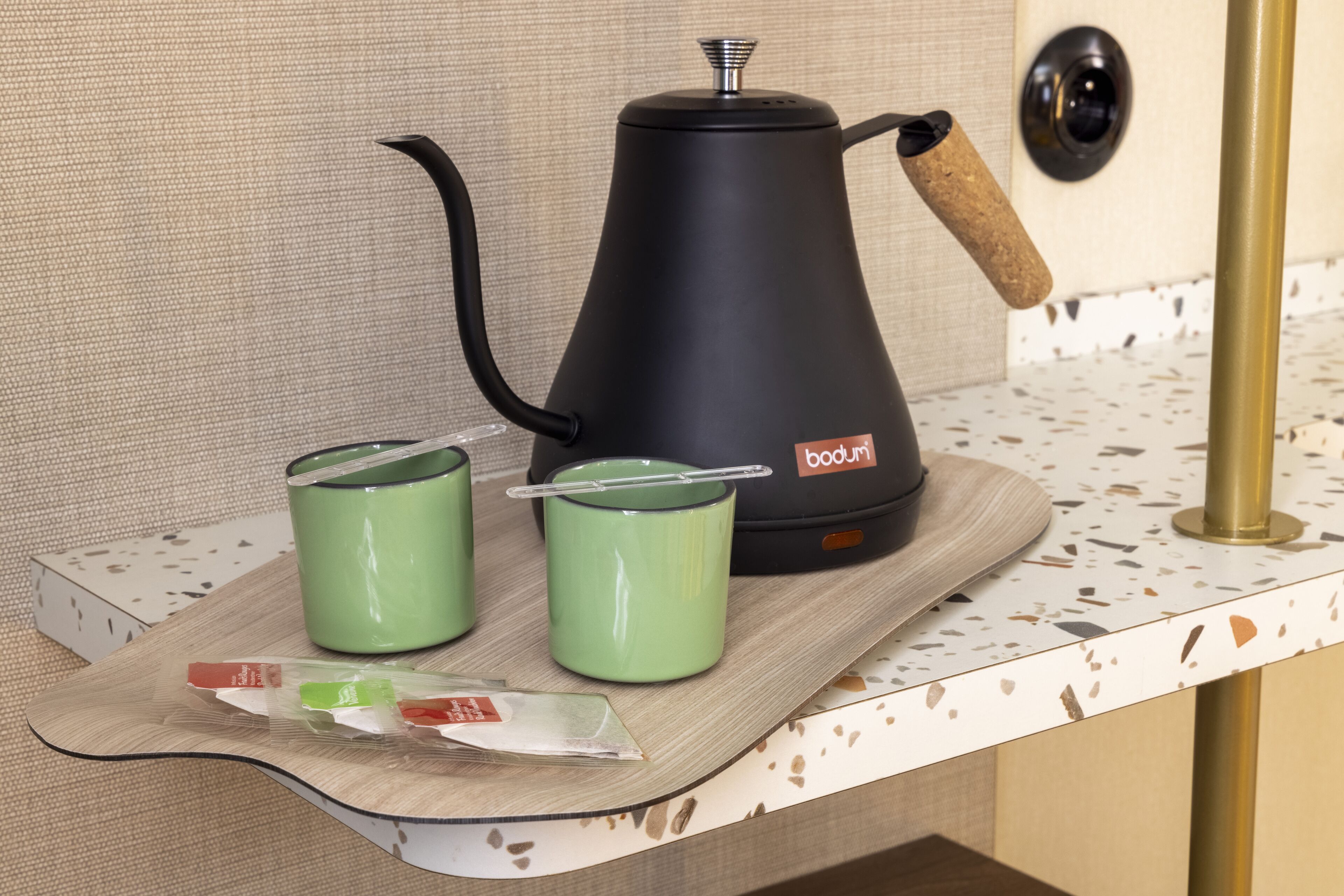 single room | premium bedding, in-room safe, desk, blackout curtains