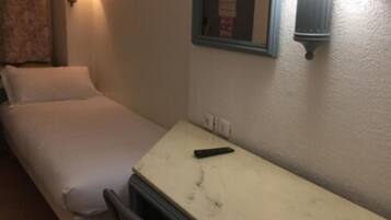 Standard Room | Soundproofing, free cribs/infant beds, free WiFi