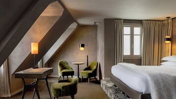 Junior Suite | Roupas de cama premium, frigobar, cofres nos quartos