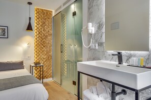 Classic Single Room | Bathroom