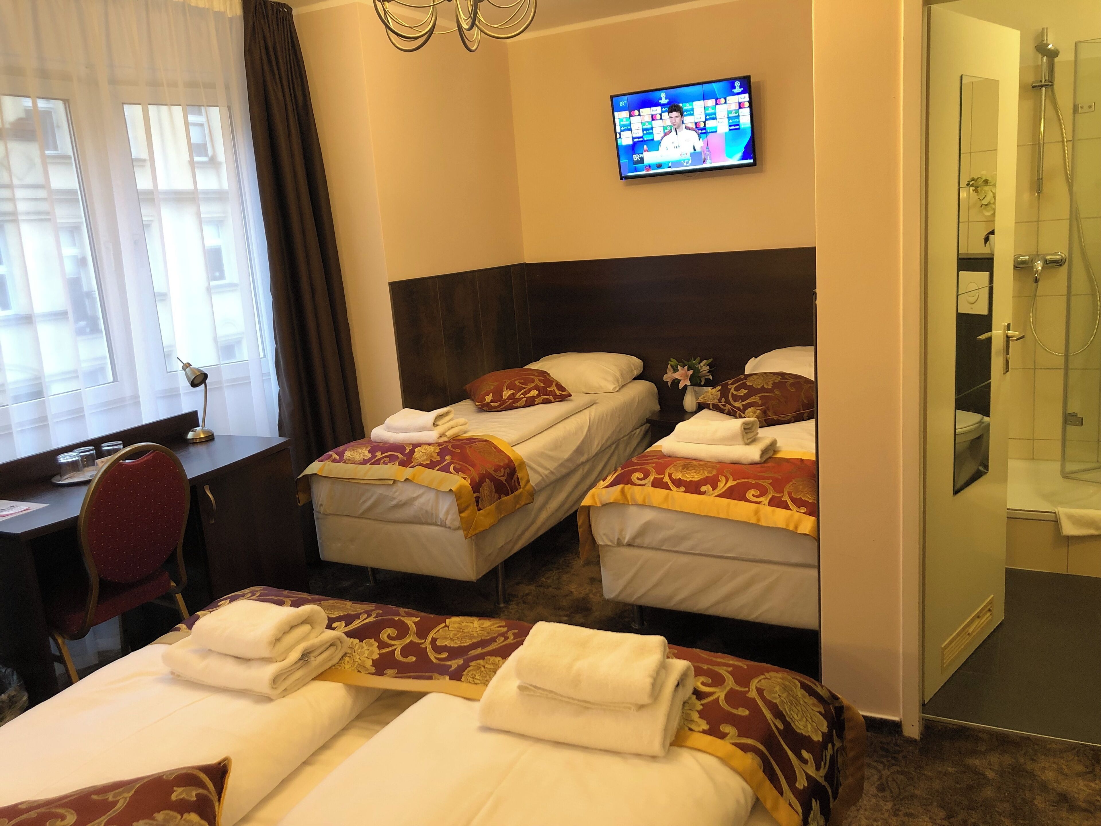 Hypo-allergenic bedding available, minibar, in-room safe, desk