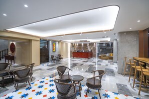 ロビー応接スペース