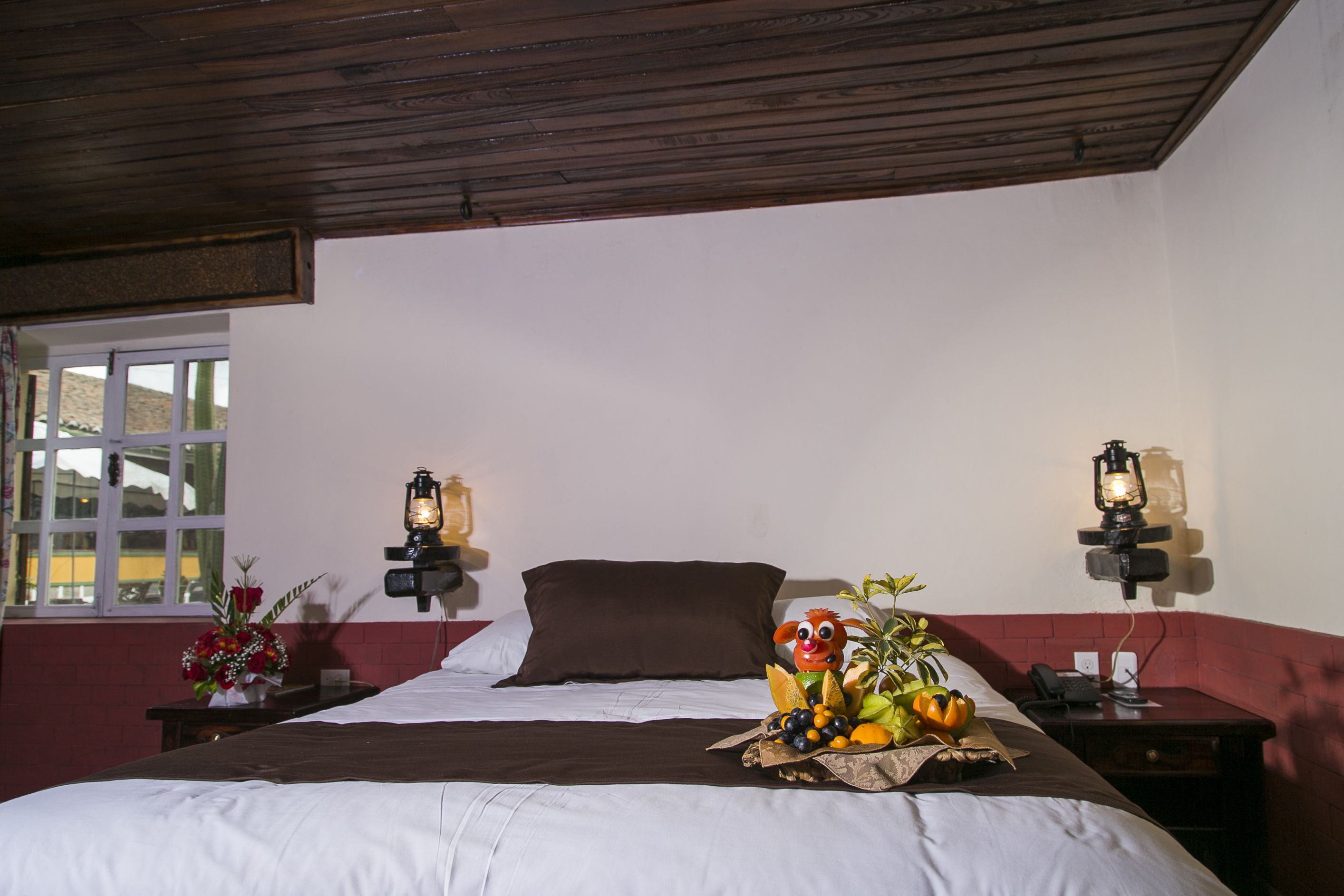 in-room safe, desk, free wifi, bed sheets