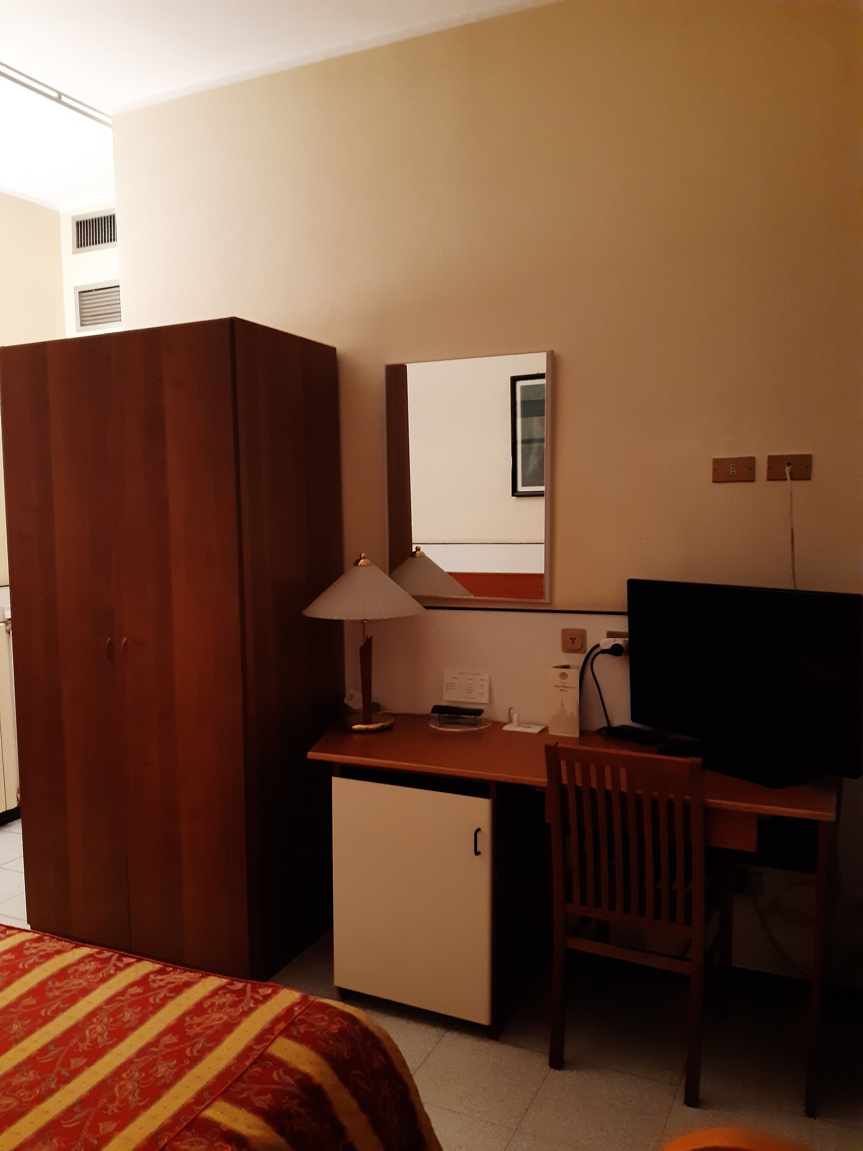 minibar, in-room safe, iron/ironing board, free wifi