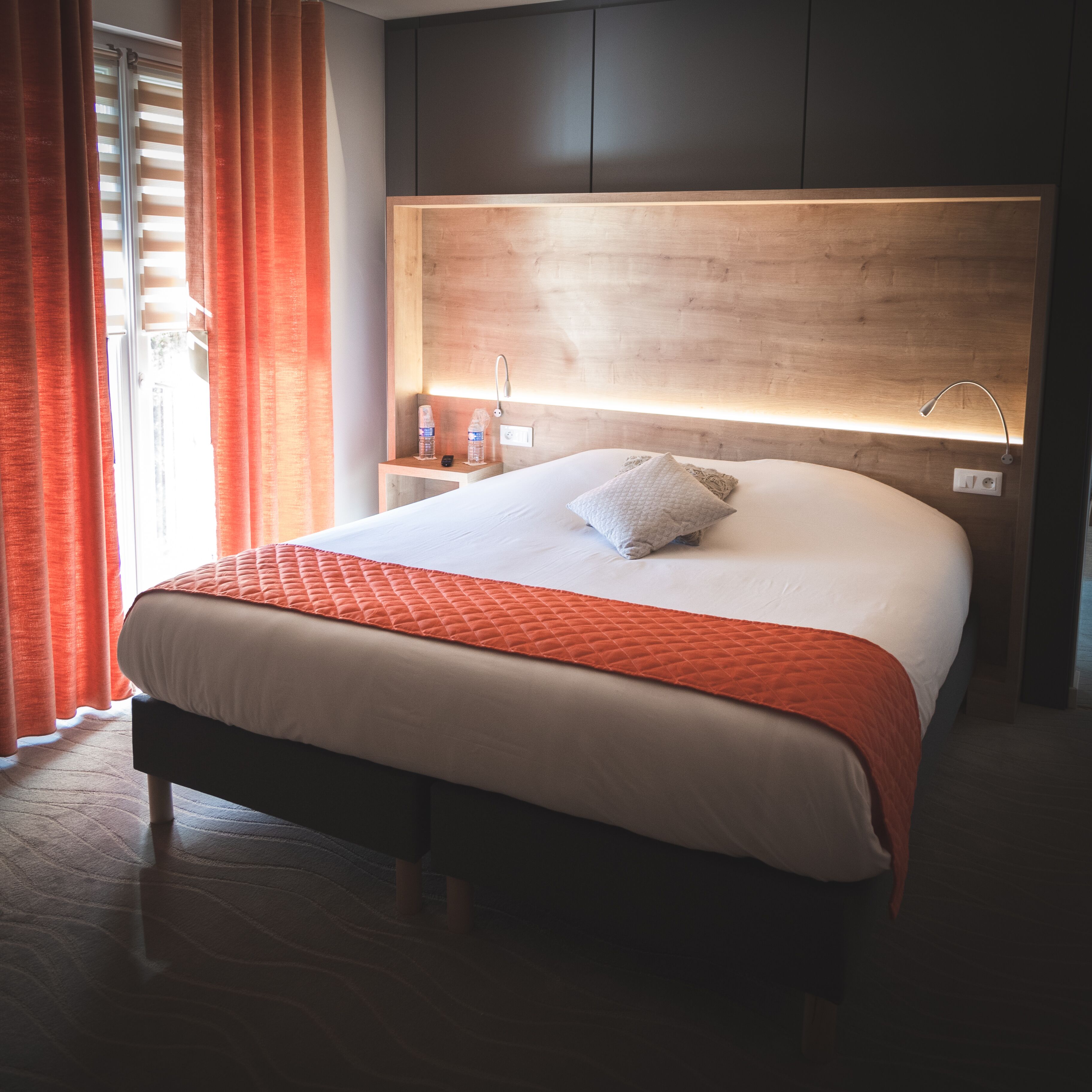 Luxury-Doppelzimmer, 1 Queen-Bett | Hochwertige Bettwaren, Schreibtisch, Verdunkelungsvorhänge