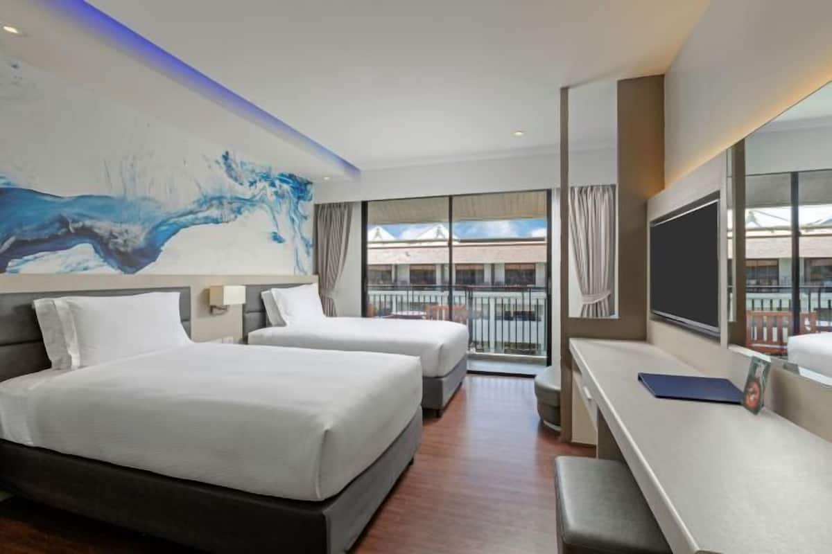 1 bedroom, Egyptian cotton sheets, premium bedding, minibar