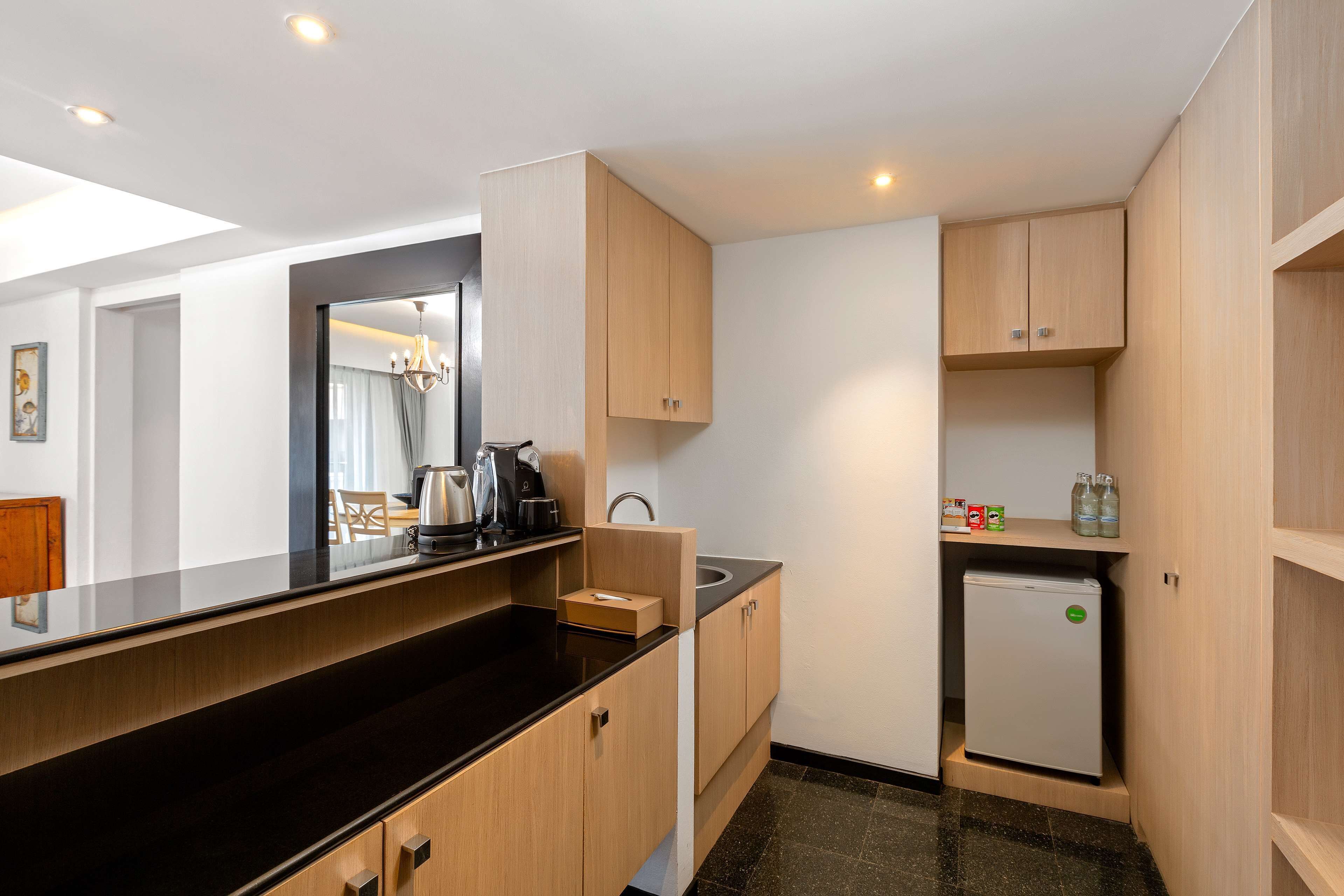family suite, 2 bedrooms | private kitchen | mini-fridge