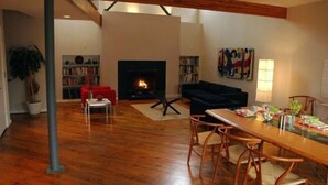 Repas dans la chambre