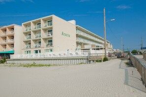 Exterior - Acacia Beachfront Resort (Wildwood Crest)
