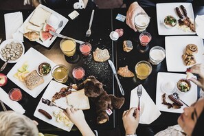 包含每日欧式早餐