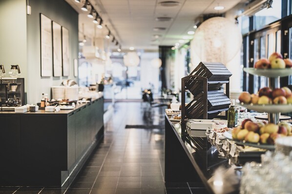 Desayuno continental incluido todos los días