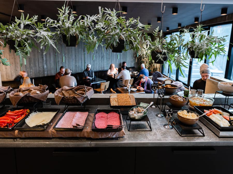 Daily buffet breakfast for a fee