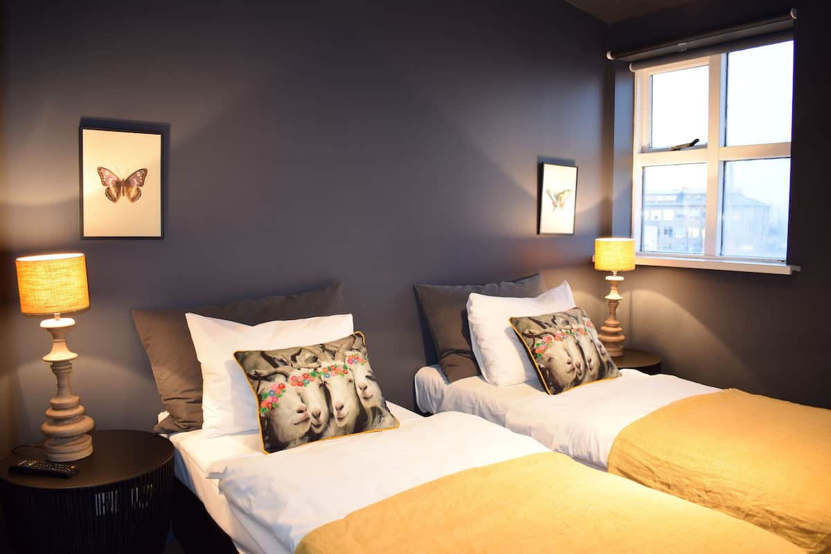 Panoramic room with church view | Hypo-allergenic bedding, blackout curtains, free WiFi, bed sheets