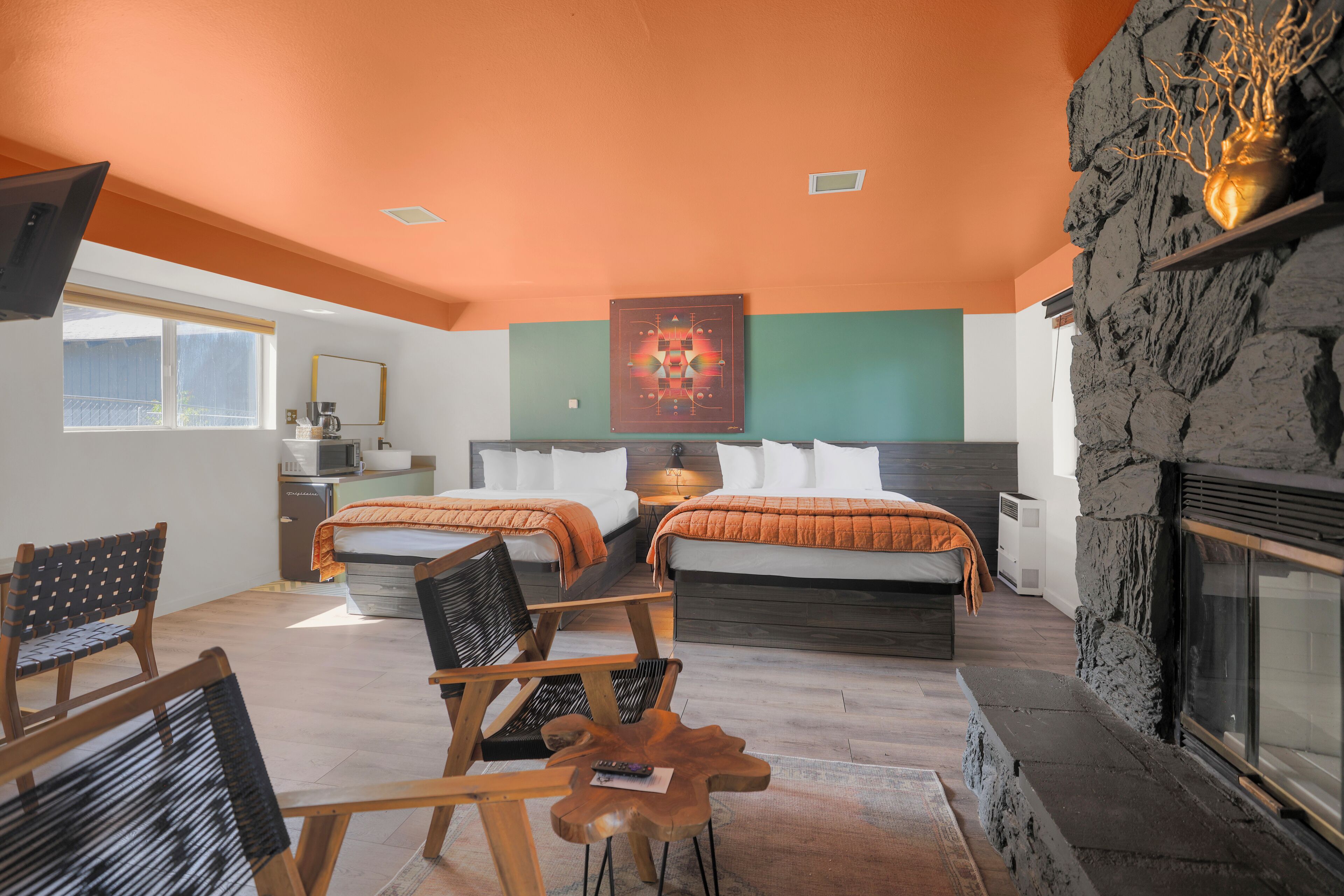 Comfort trippelrum | Unika möbler, gratis wi-fi och sängkläder